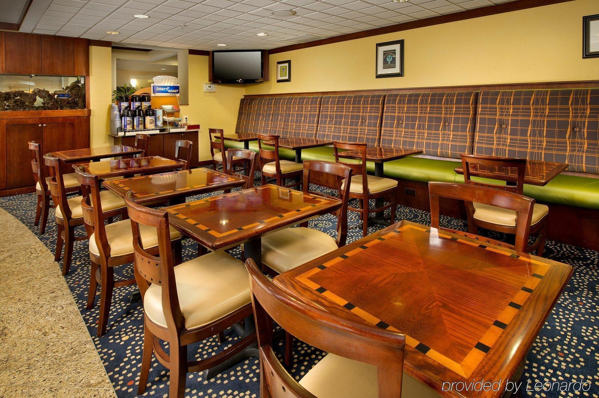 Holiday Inn Express Hotel & Suites Annapolis By Ihg Екстериор снимка